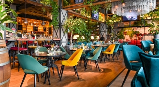 Restaurant and retail hiring and recruiting